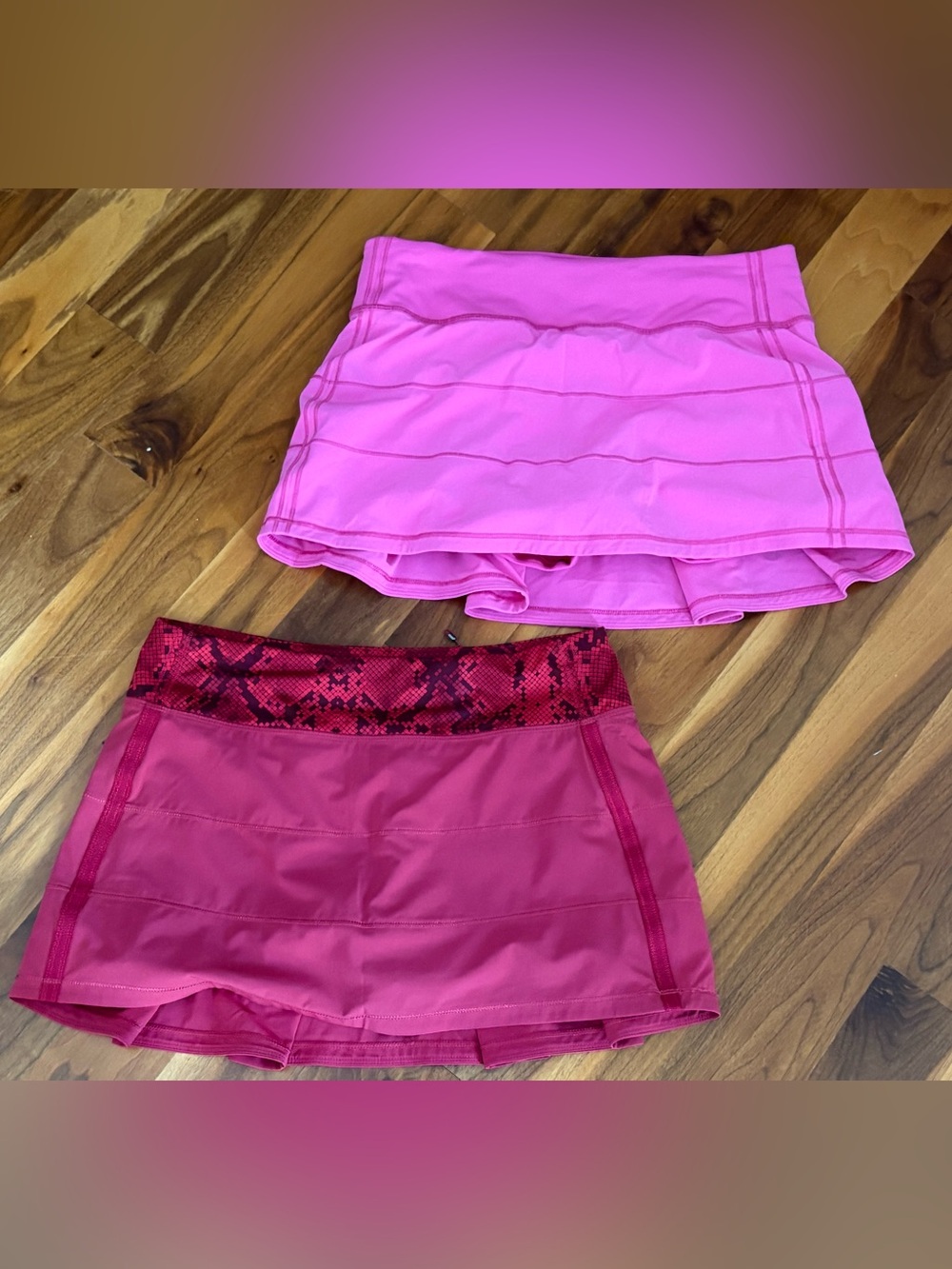 Lululemon Pace Rival Mid-Rise Skirt Short - Cranberry snake print Skirt Sz 6 ECU - Picture 17 of 17
